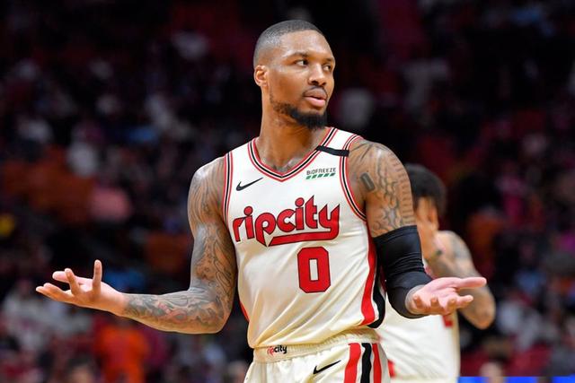 库里14分维金斯22+10 勇士大胜送灰熊4连败